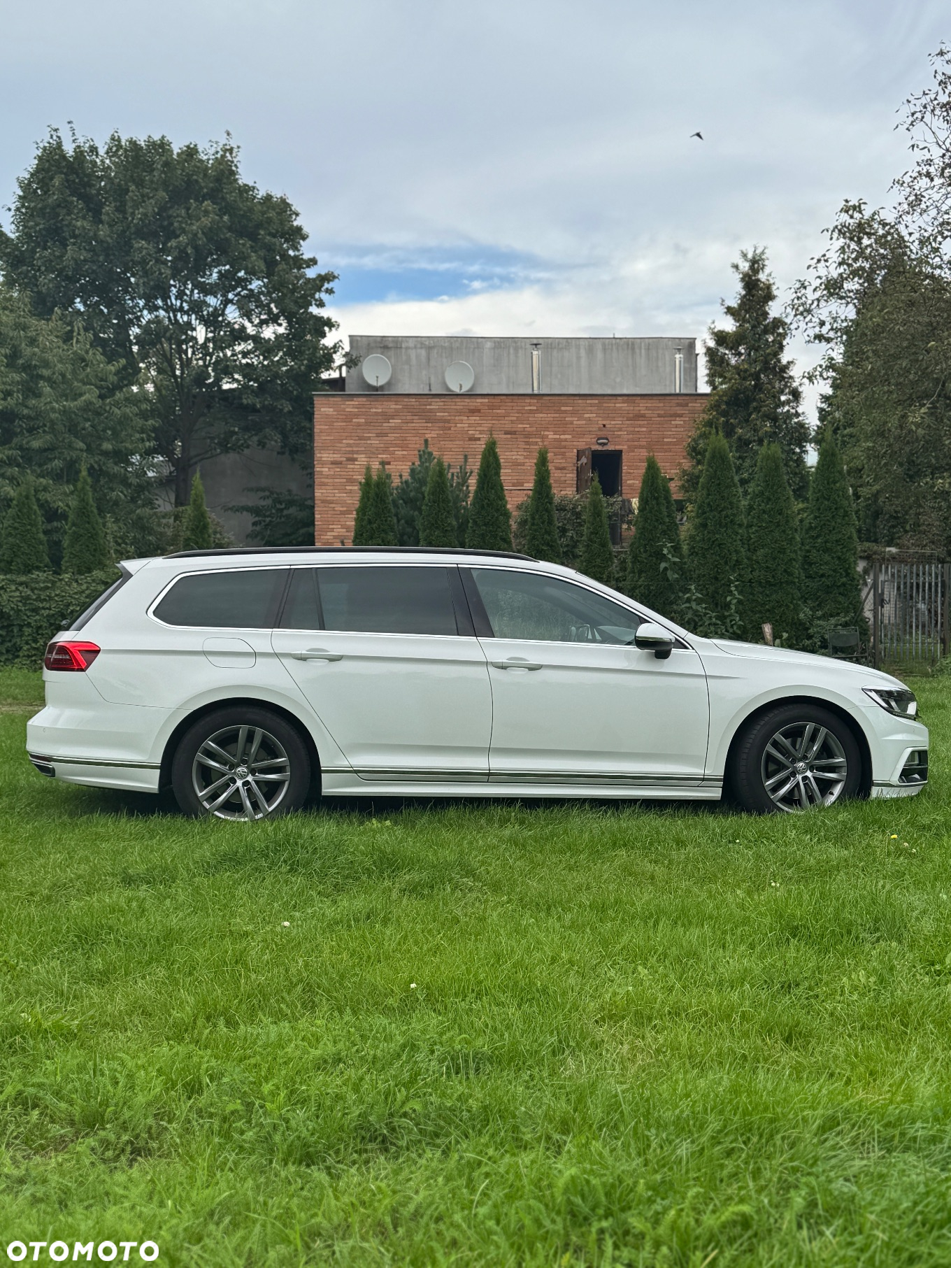 Volkswagen Passat 2.0 TDI (BlueMotion Technology) DSG Highline - 6