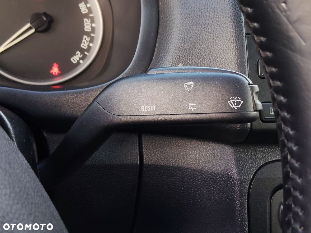 Skoda Fabia 1.4 MPI FAMILY - 25