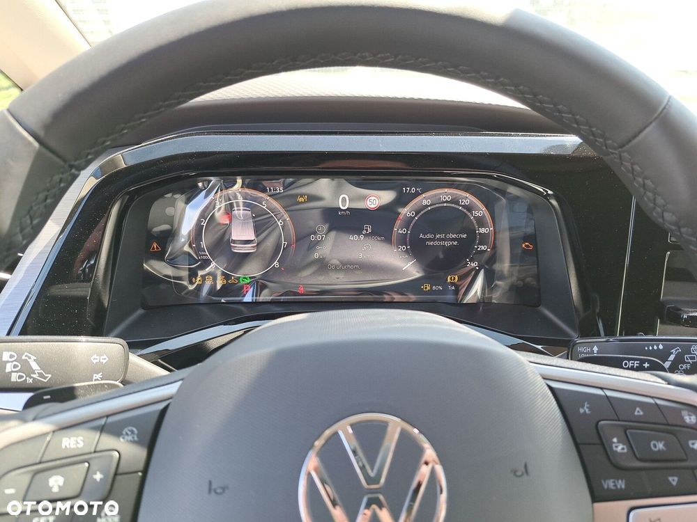 Volkswagen Multivan - 23