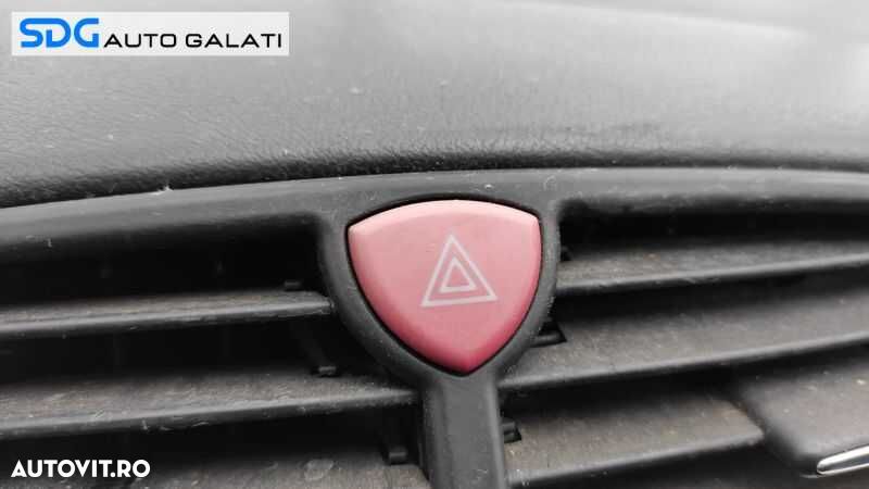Buton Releu Avarii Lancia Delta 3 2008 - 2014 - 1