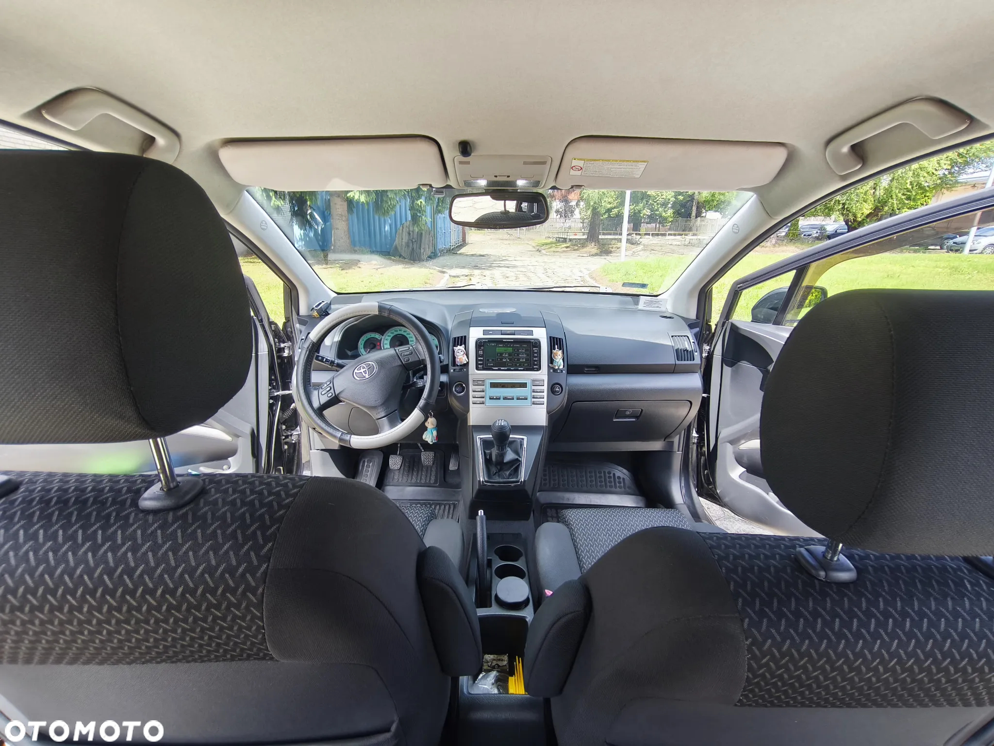 Toyota Corolla Verso 1.8 Premium + - 10