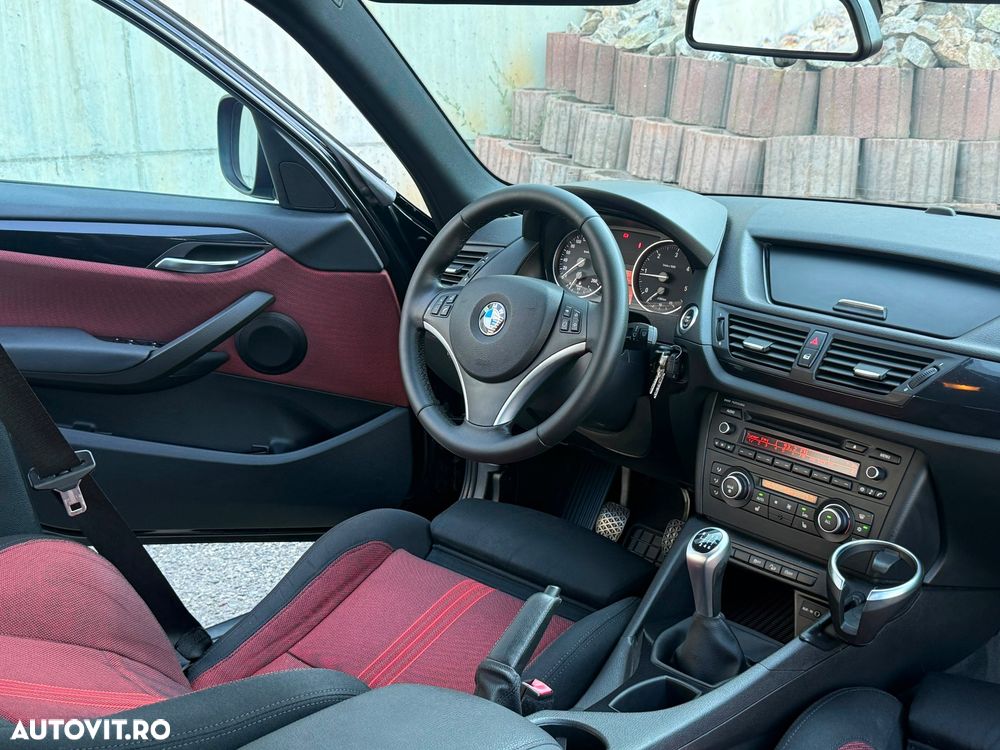 BMW X1 xDrive18d - 11