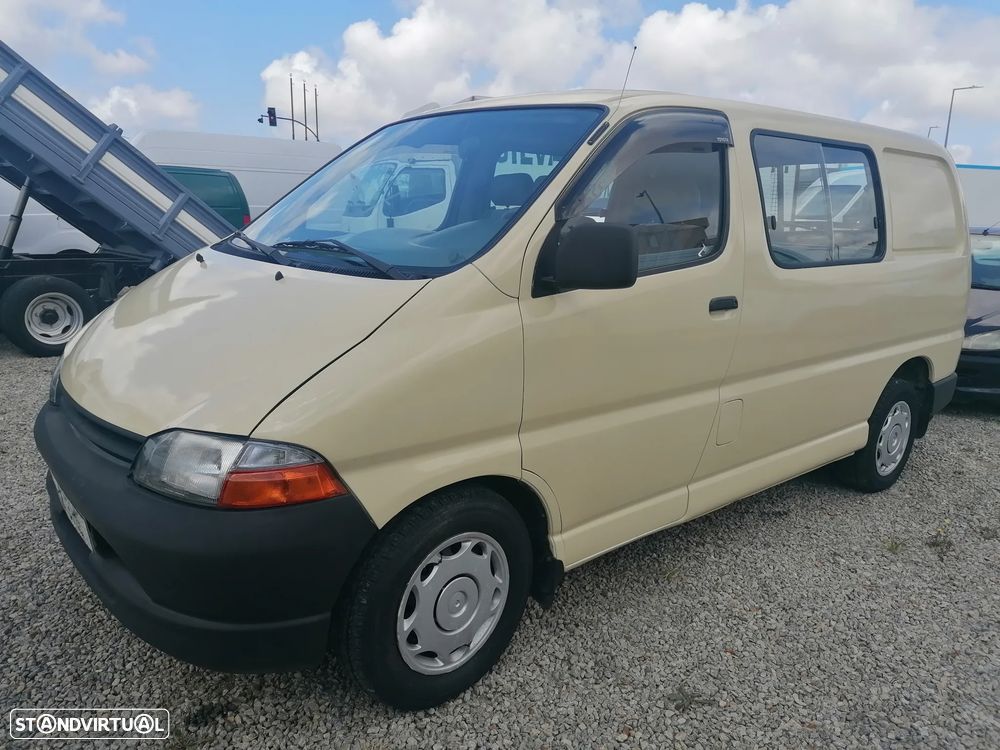 Toyota Hiace/6 Lug - 1