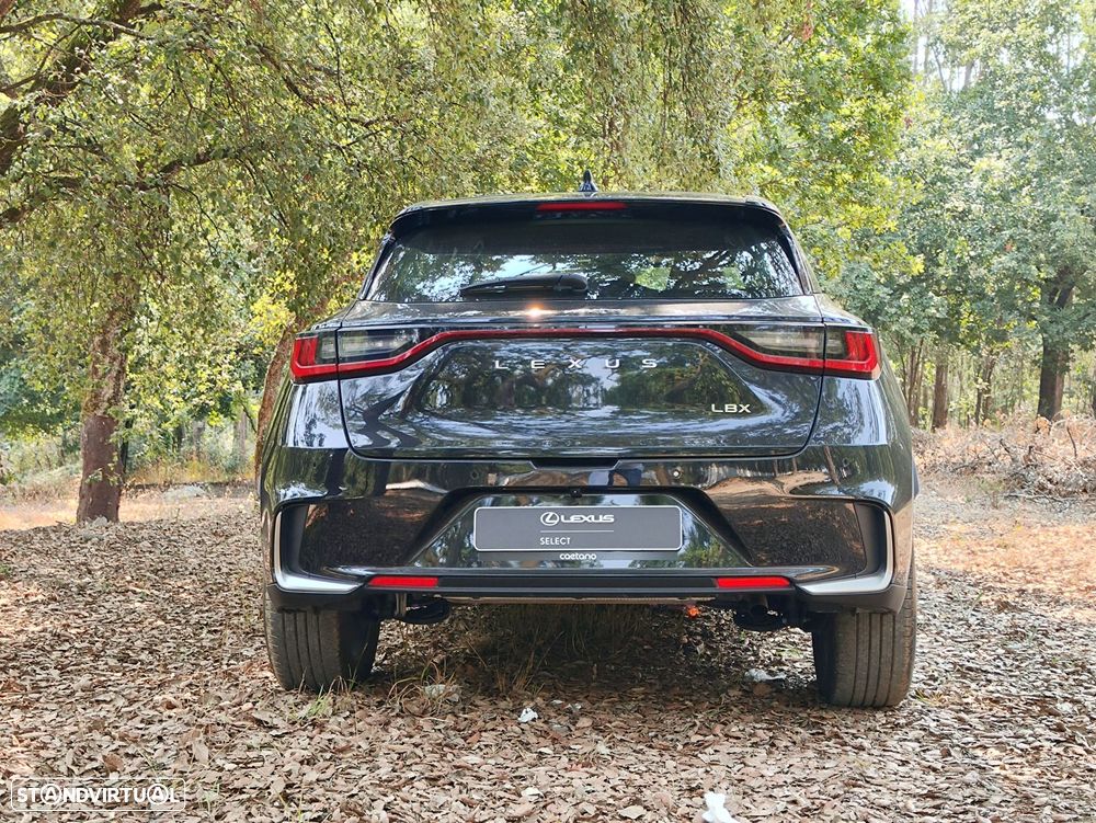 Lexus LBX Relax - 7