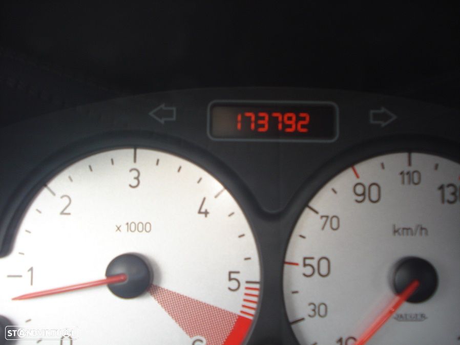 Peugeot 206 SW HDi 110 Quiksilver - 26