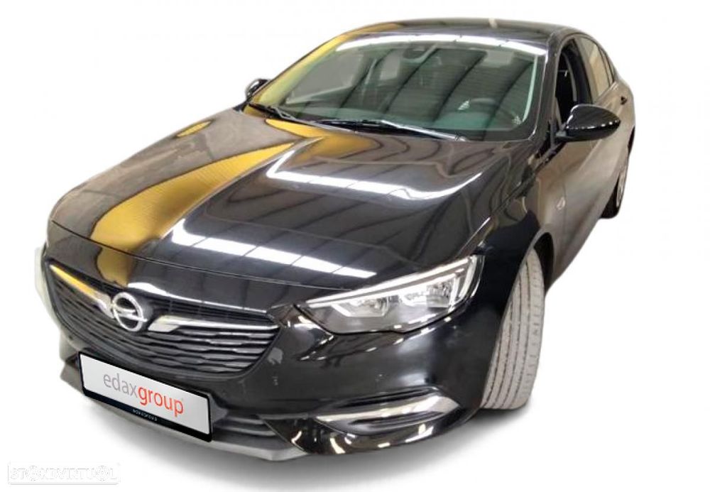Opel Insignia Grand Sport - 1