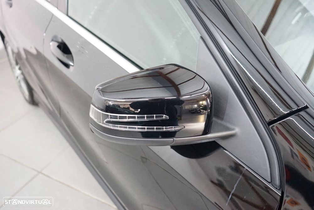 Mercedes-Benz A 180 d AMG Line - 11