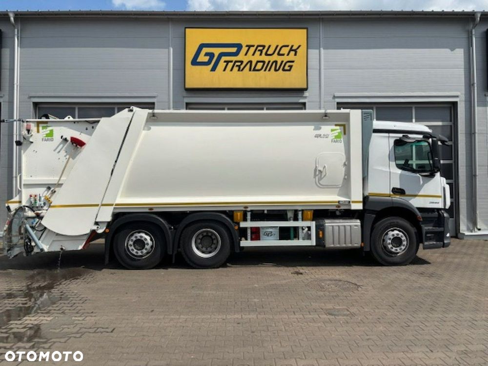 Mercedes-Benz Actros - 4