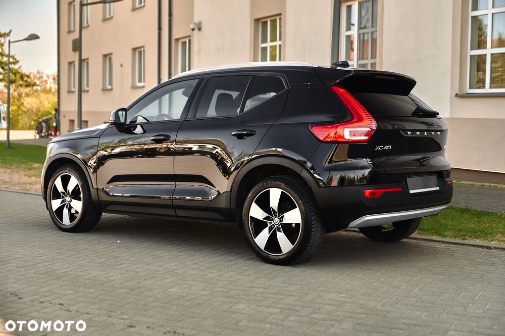 Volvo XC 40 T3 Momentum Pro - 14