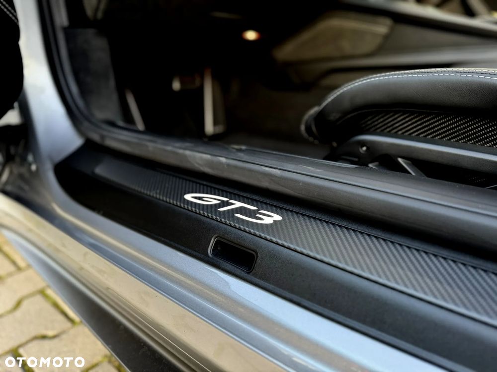 Porsche 911 GT3 - 19