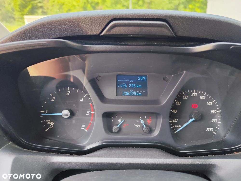 Ford Transit - 11