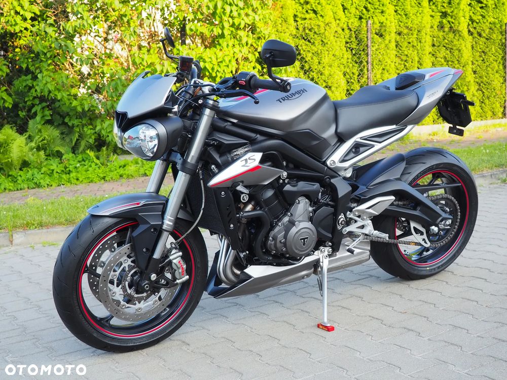 Triumph Street Triple - 6