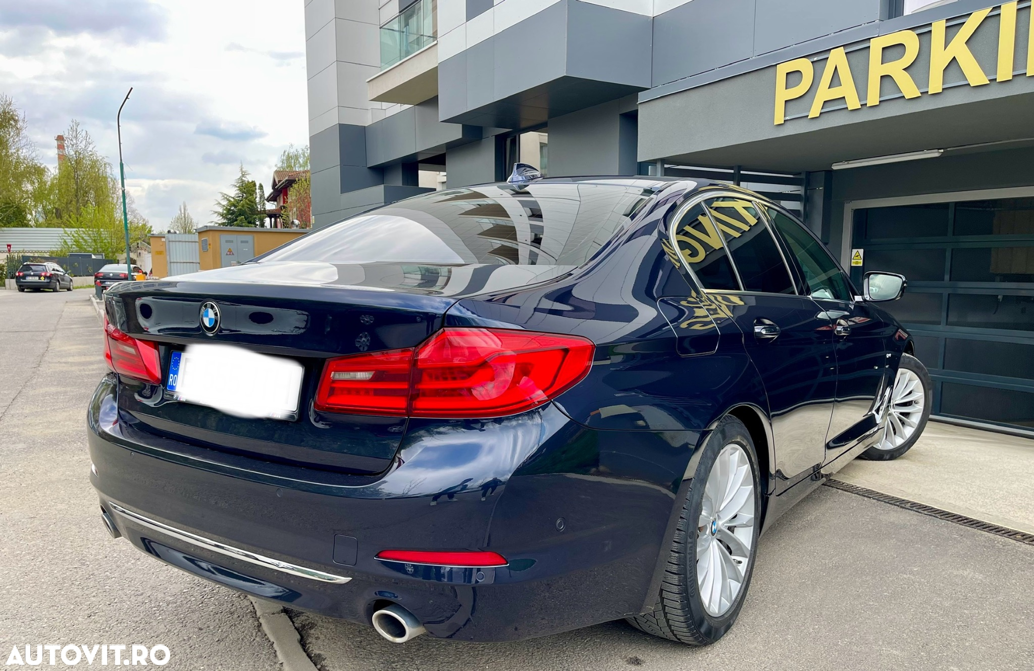 BMW Seria 5 520d AT - 3