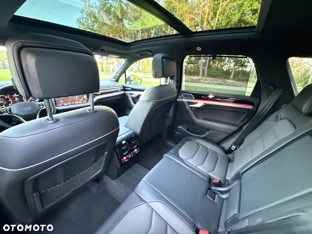 Volkswagen Touareg 3.0 V6 TDI 4Motion R-Line - 14
