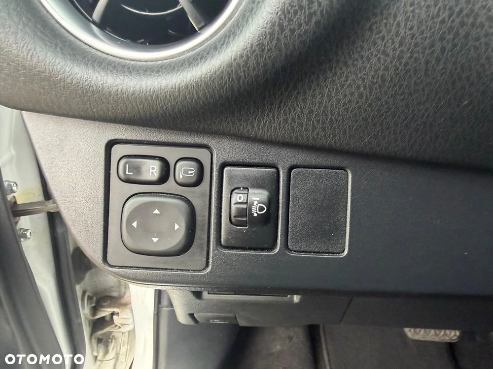 Toyota Yaris 1.5 VVT-i GR Sport - 21