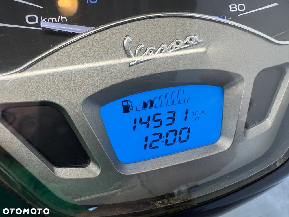 Piaggio Vespa - 30