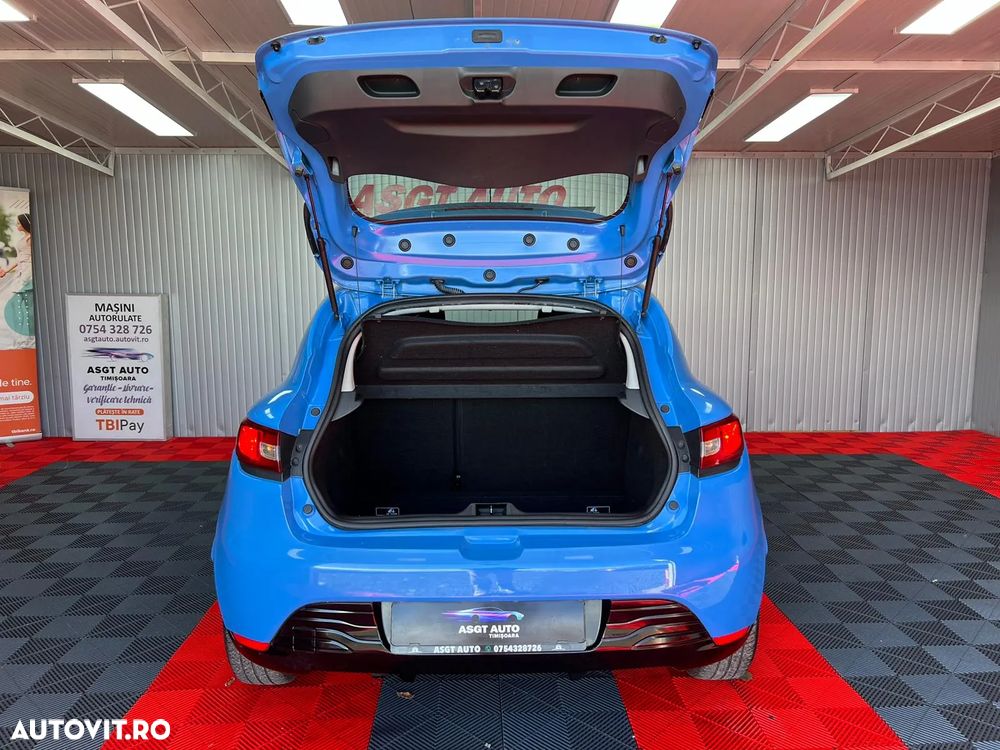Renault Clio - 17
