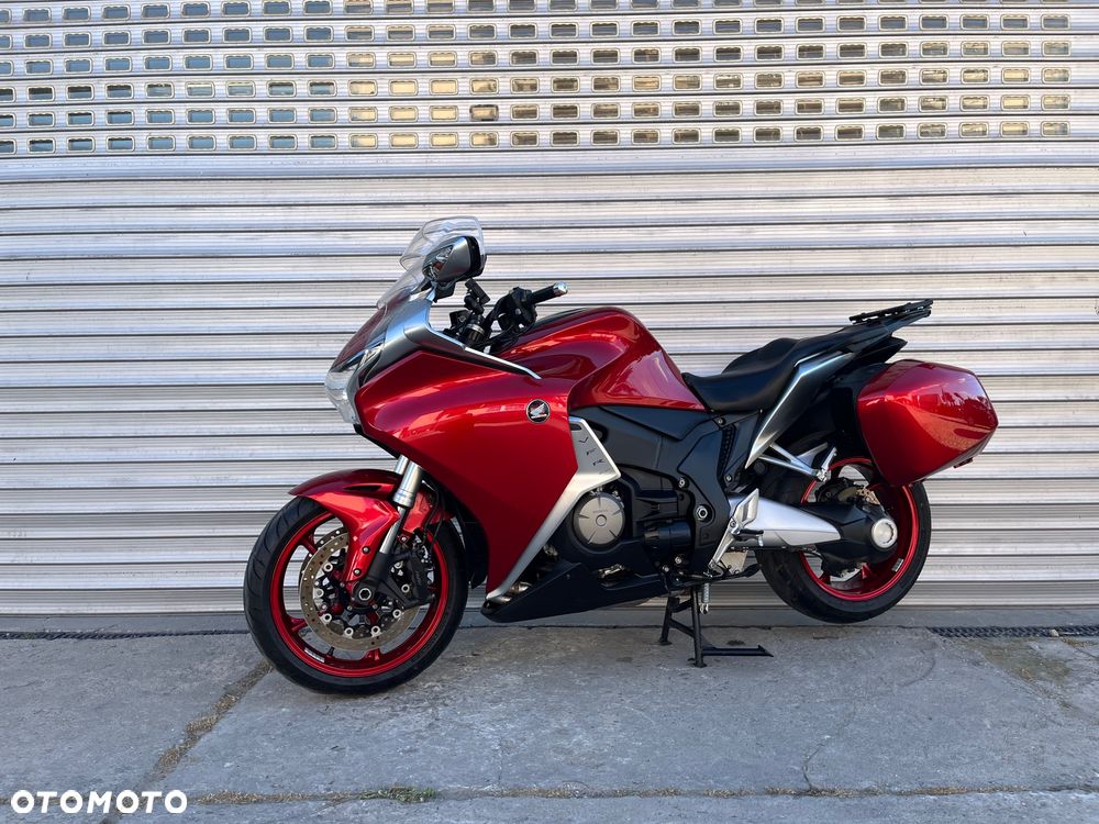 Honda VFR - 30