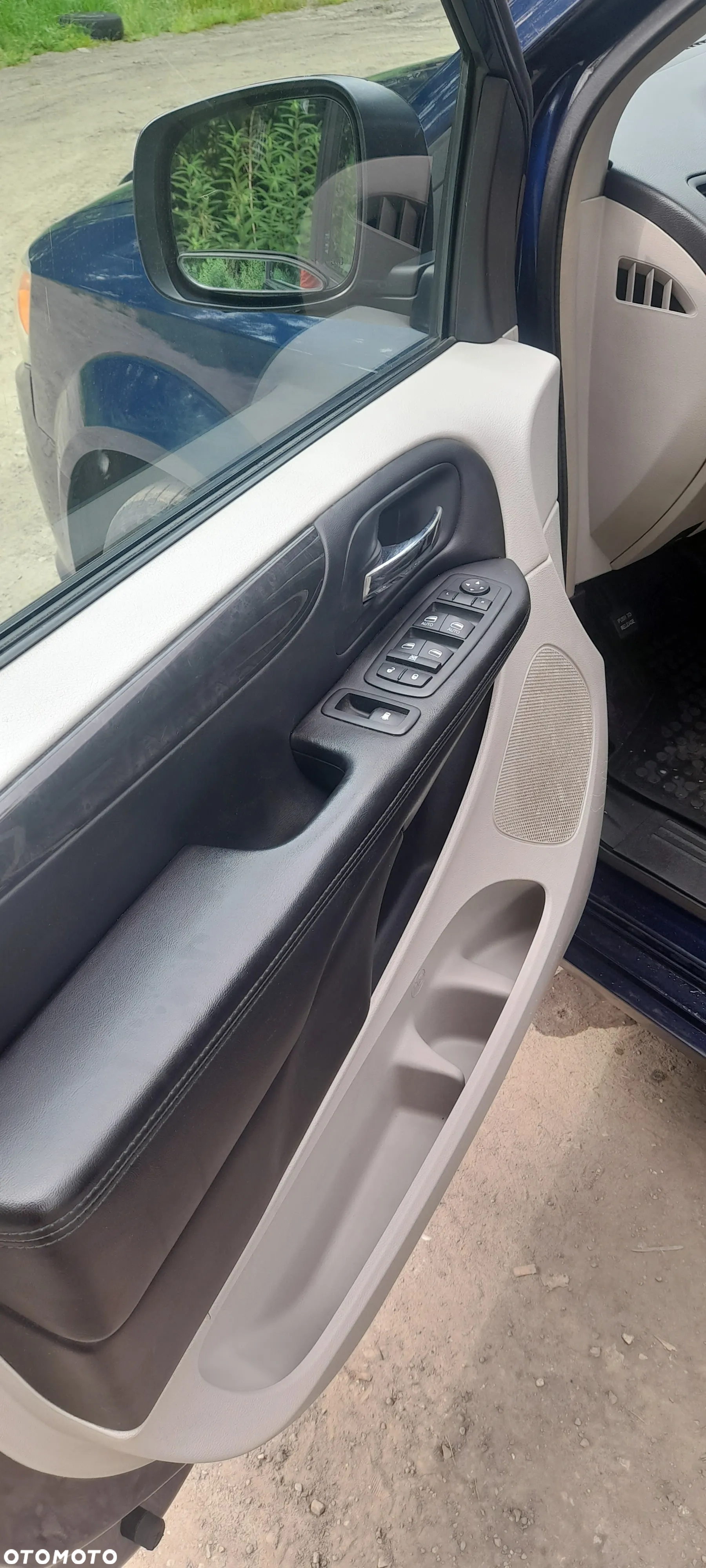 Dodge Grand Caravan 3.6 R/T - 21