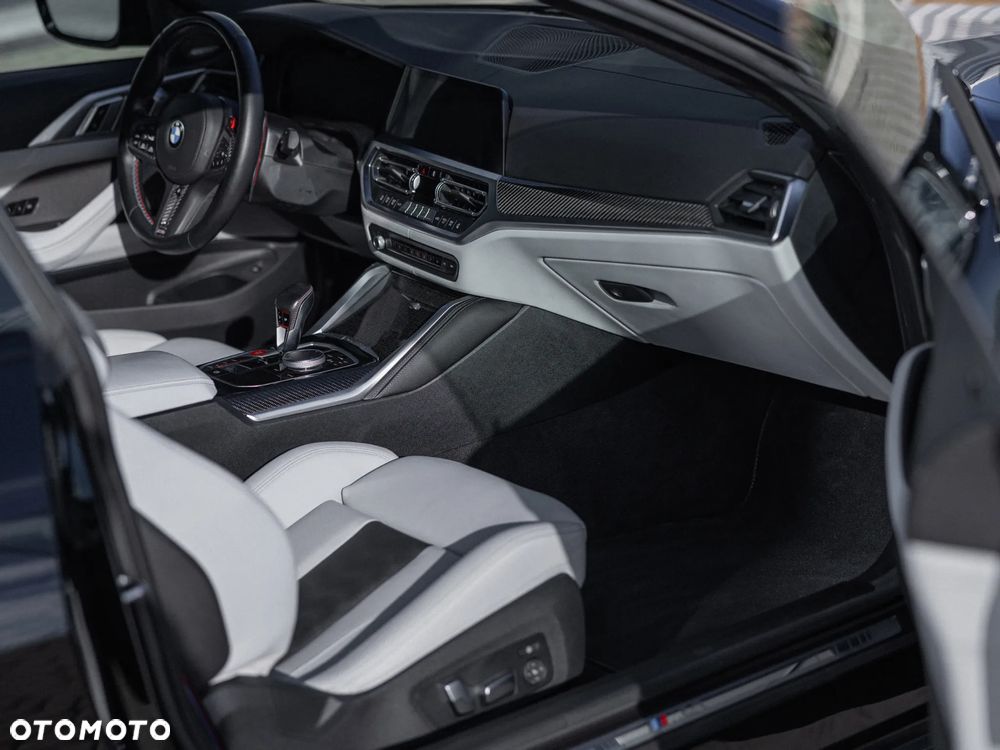 BMW M4 Competition M xDrive sport - 25