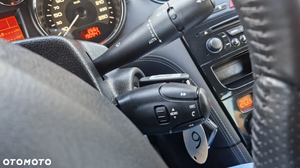 Peugeot RCZ 1.6 THP - 12