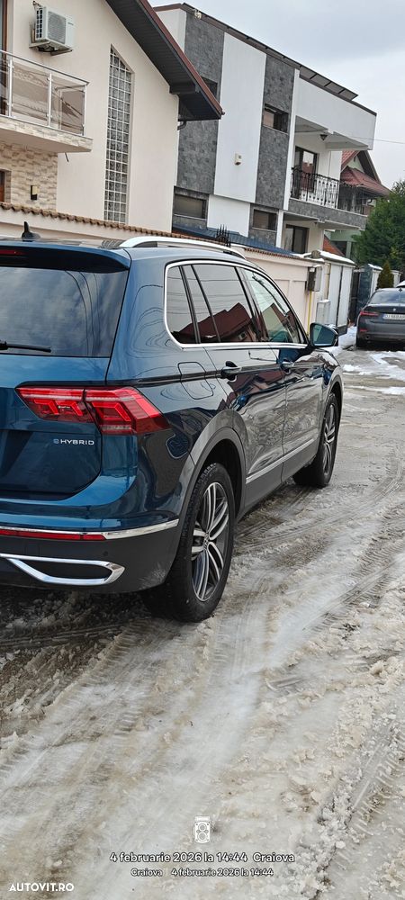 Volkswagen Tiguan - 5