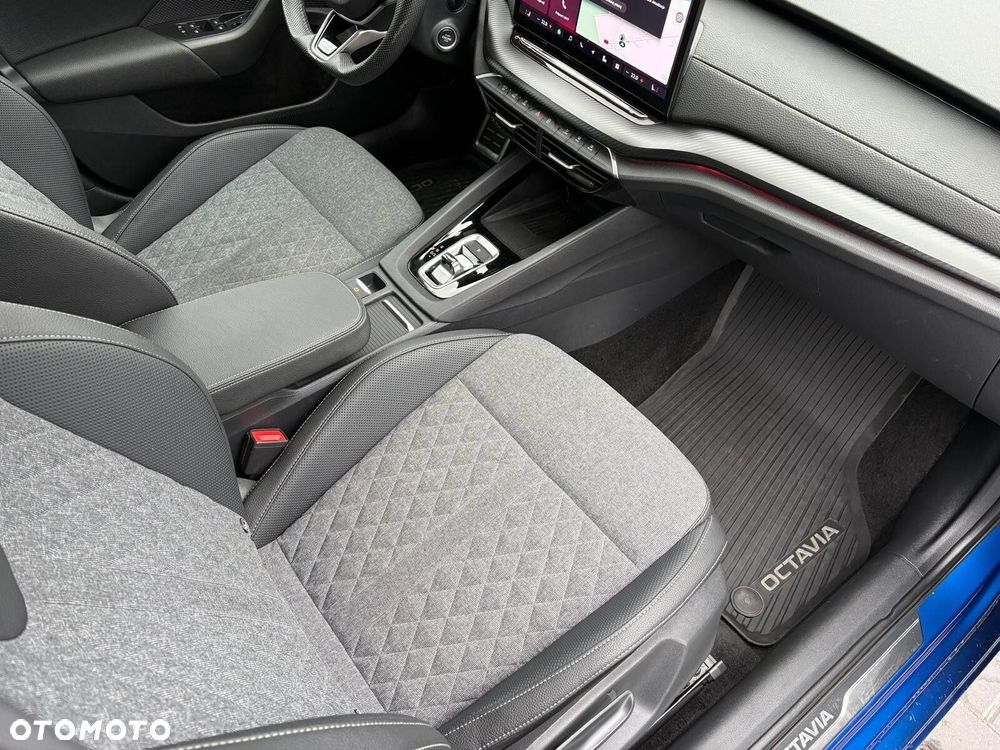 Skoda Octavia 2.0 TDI Sportline DSG - 16