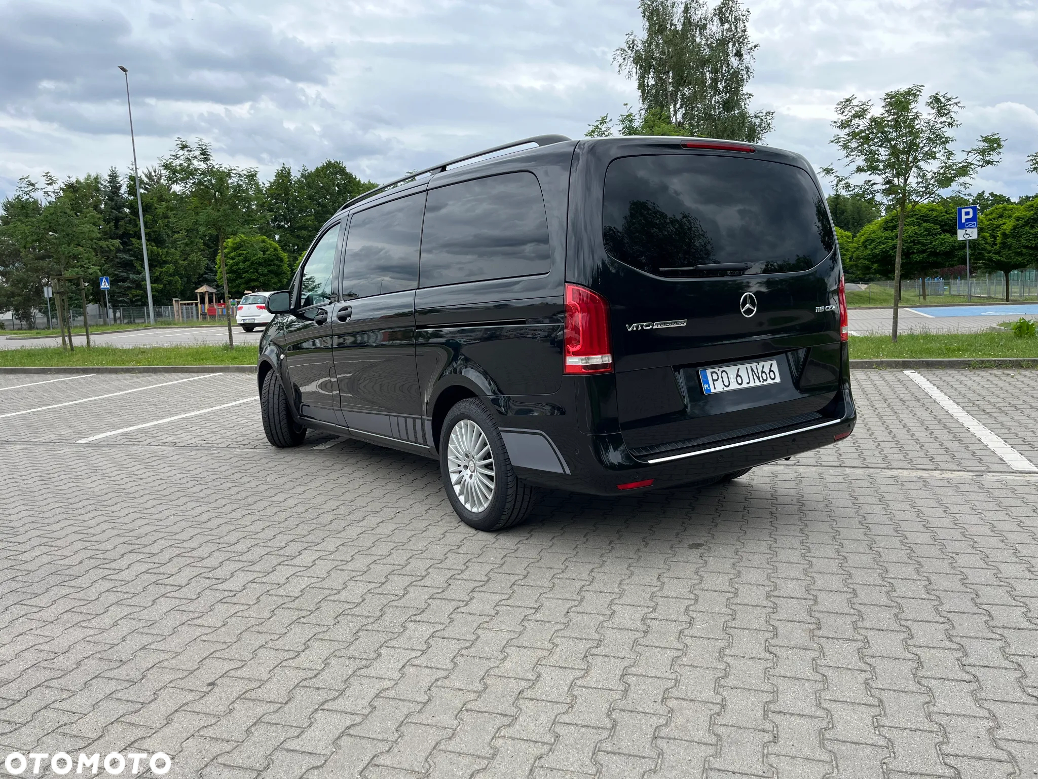 Mercedes-Benz Vito - 12