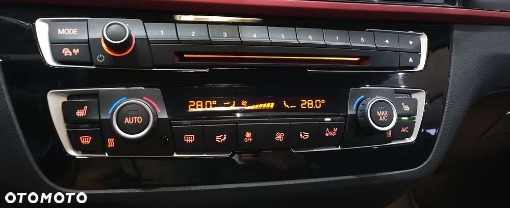 BMW Seria 2 218i GPF Sport Line - 10