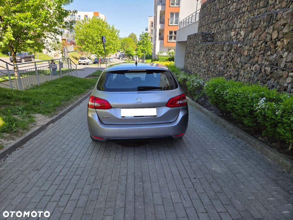 Peugeot 308 1.2 PureTech Allure Pack S&S - 5