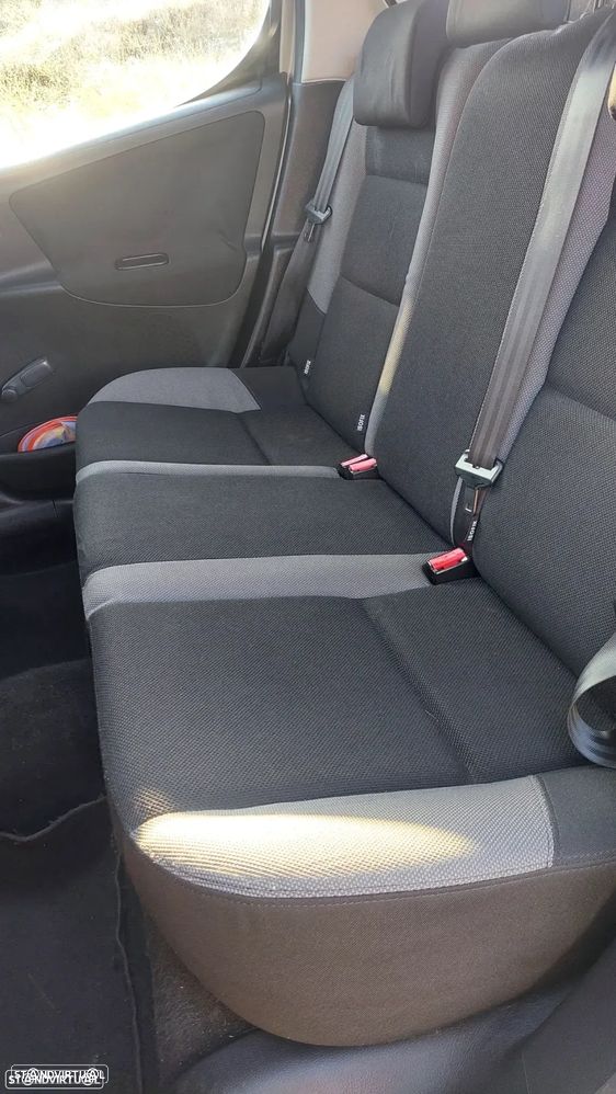 Peugeot 207 1.4 16V Open - 16