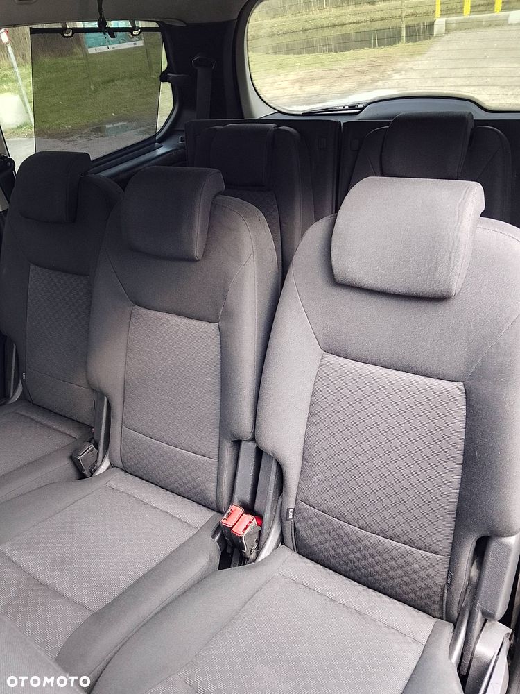 Ford Galaxy 2.0 TDCi Ghia - 13