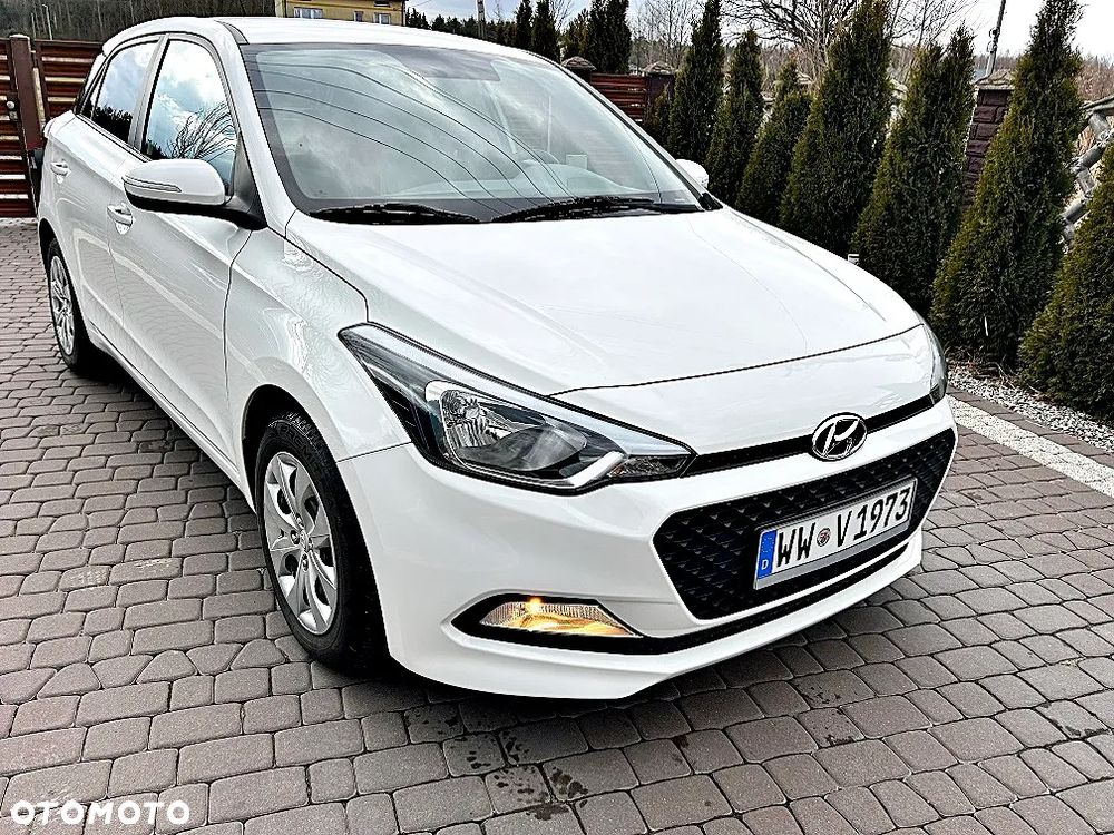 Hyundai i20 blue 1.2 YES Gold - 13