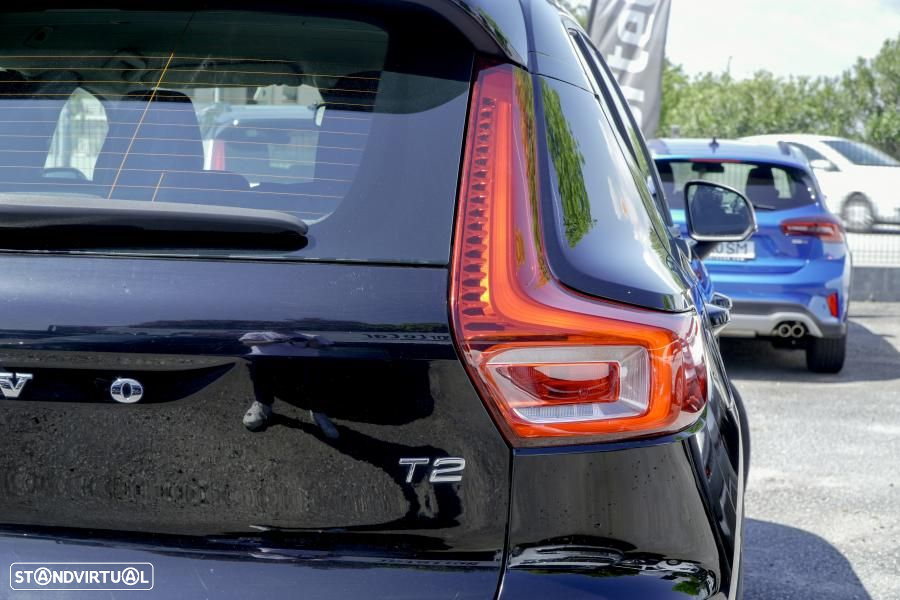 Volvo XC 40 1.5 T2 Momentum Core - 5