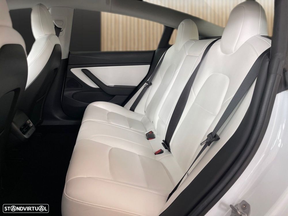 Tesla Model 3 Long-Range RWD - 7