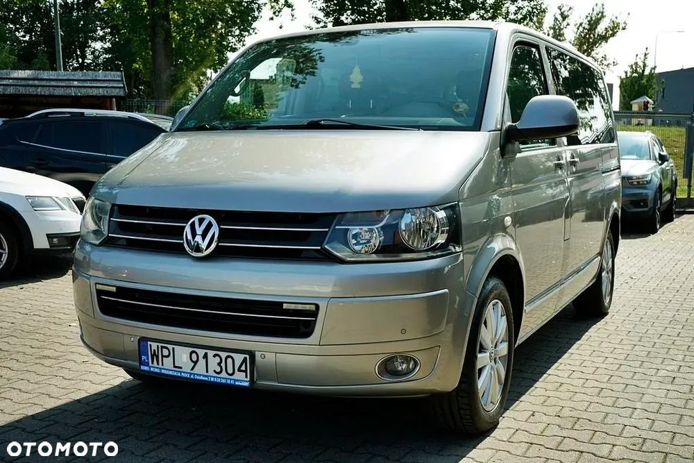 Volkswagen Multivan - 10