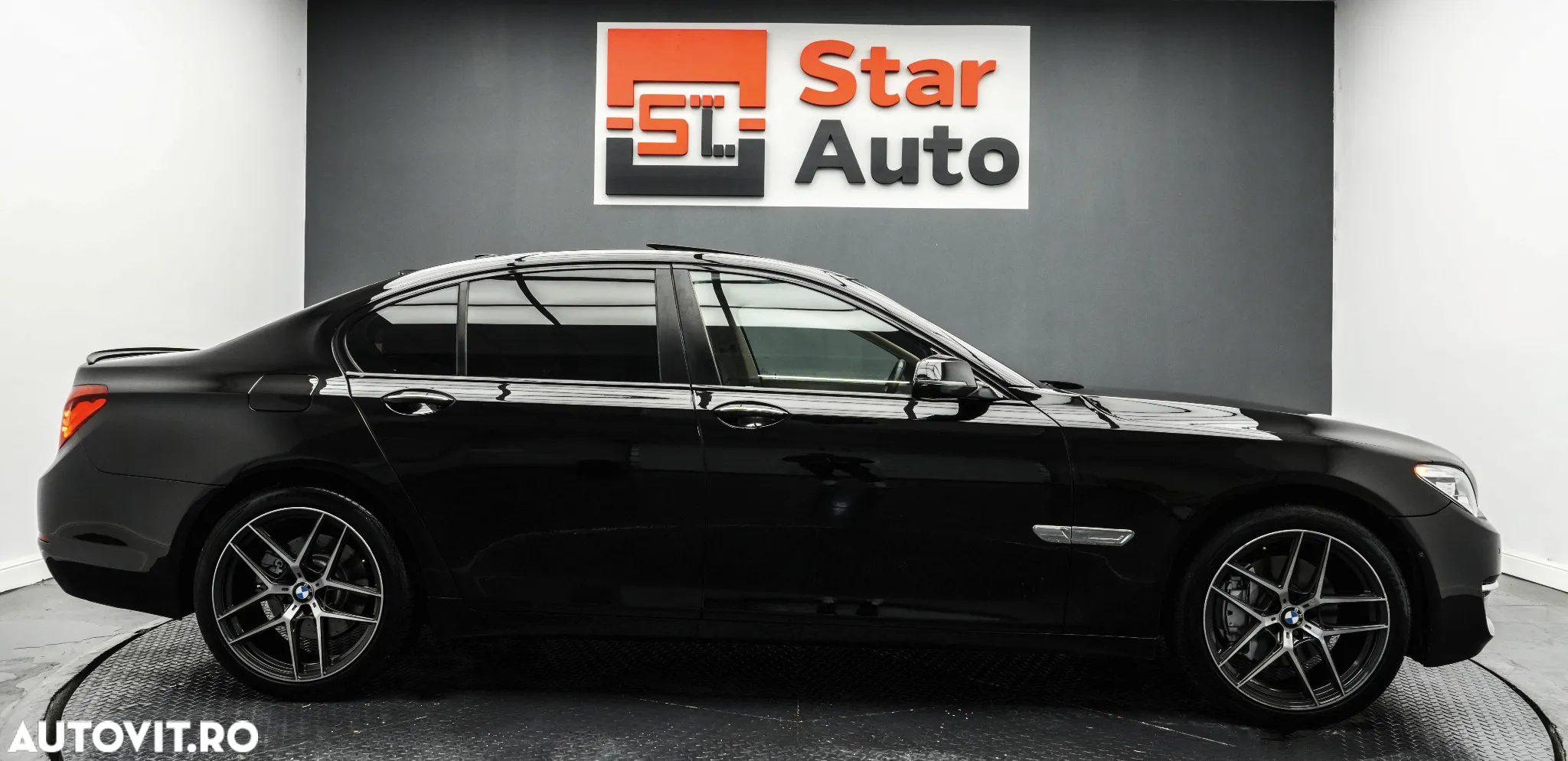 BMW Seria 7 730d xDrive - 11