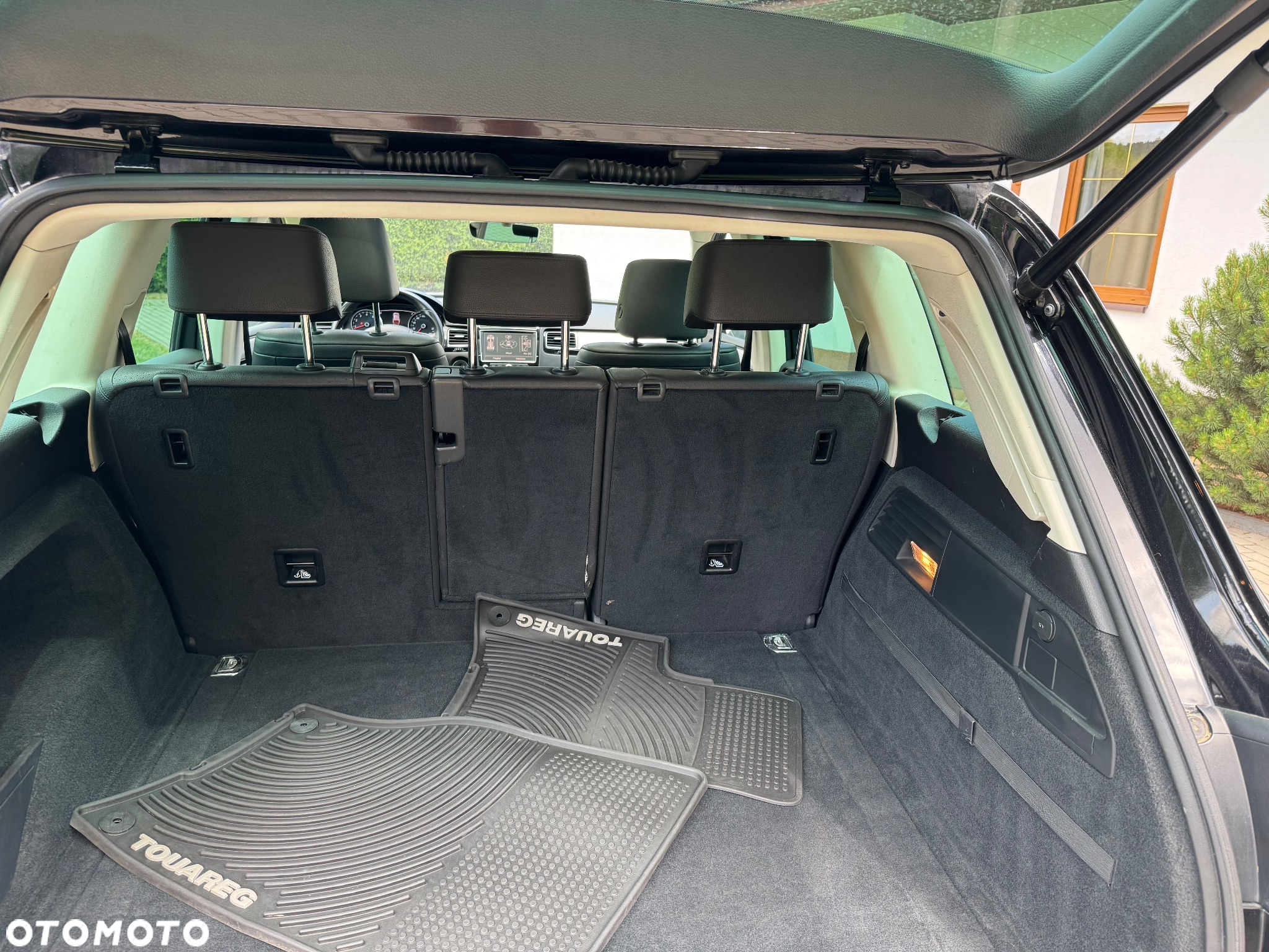 Volkswagen Touareg - 21