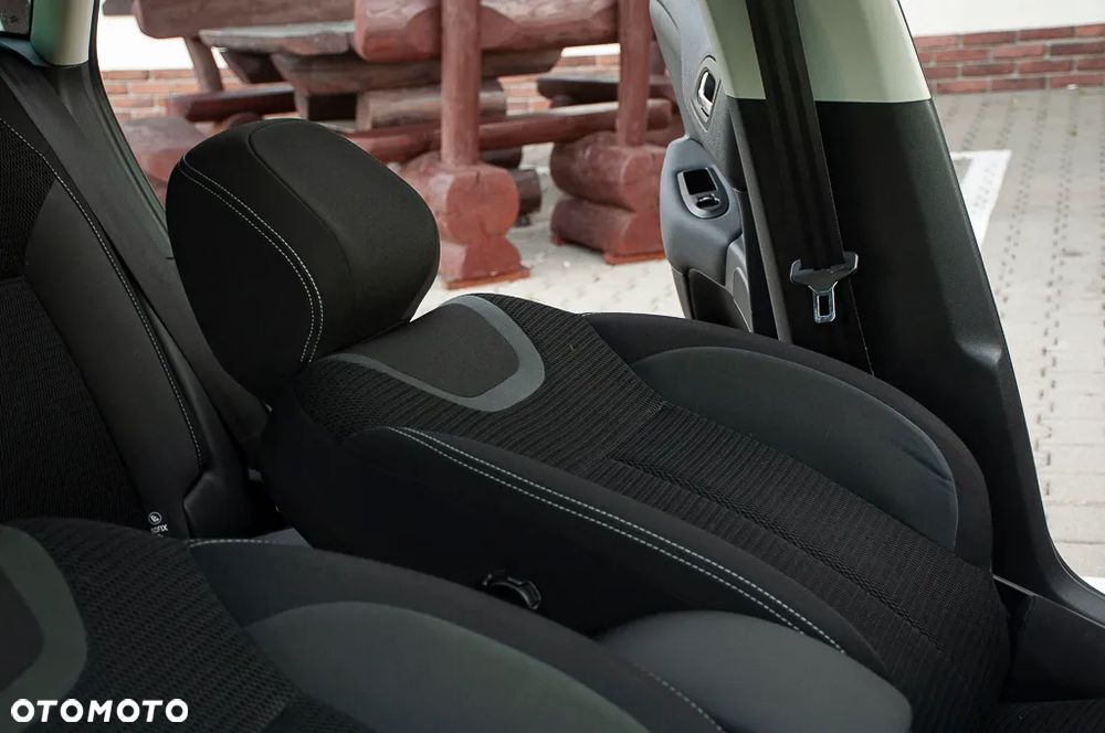 Citroën C4 PureTech 130 Stop & Start EAT6 Selection - 25