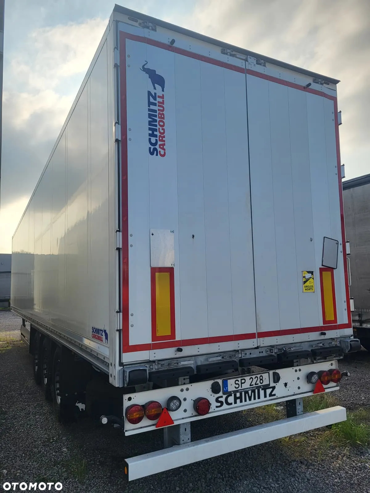Schmitz Cargobull SCB*S3B - 8