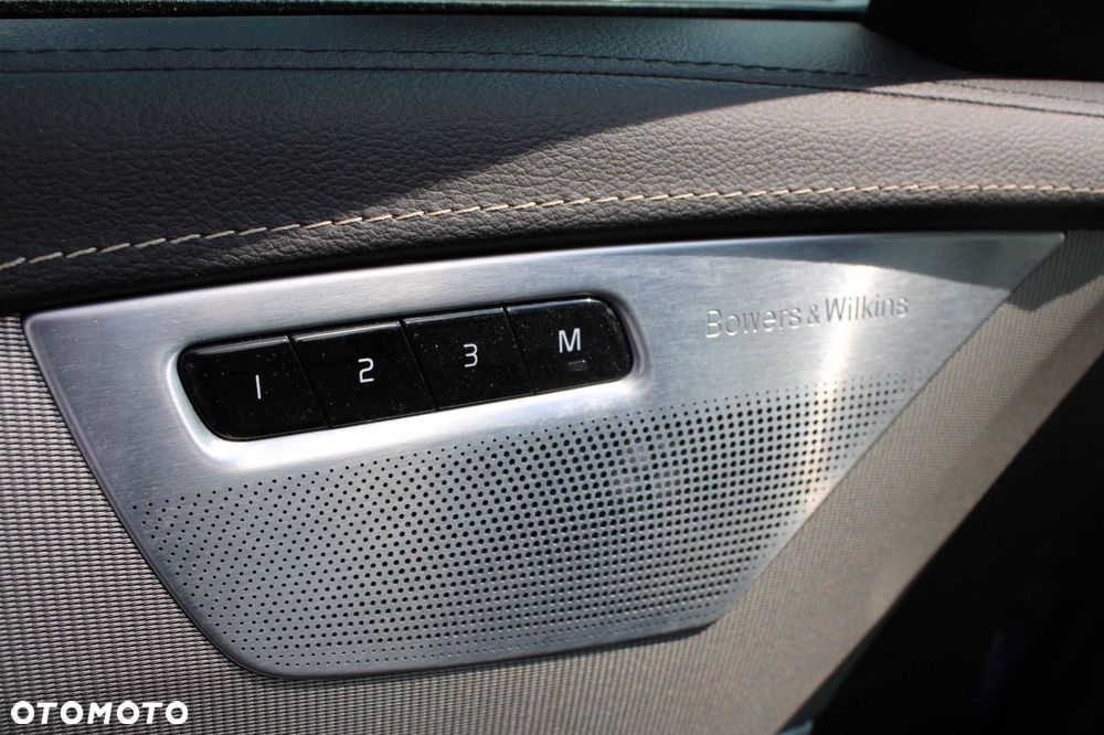 Volvo XC 90 - 7