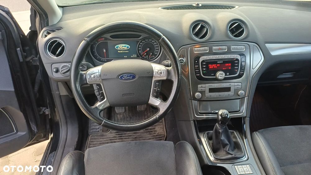 Ford Mondeo 2.0 Titanium X - 4