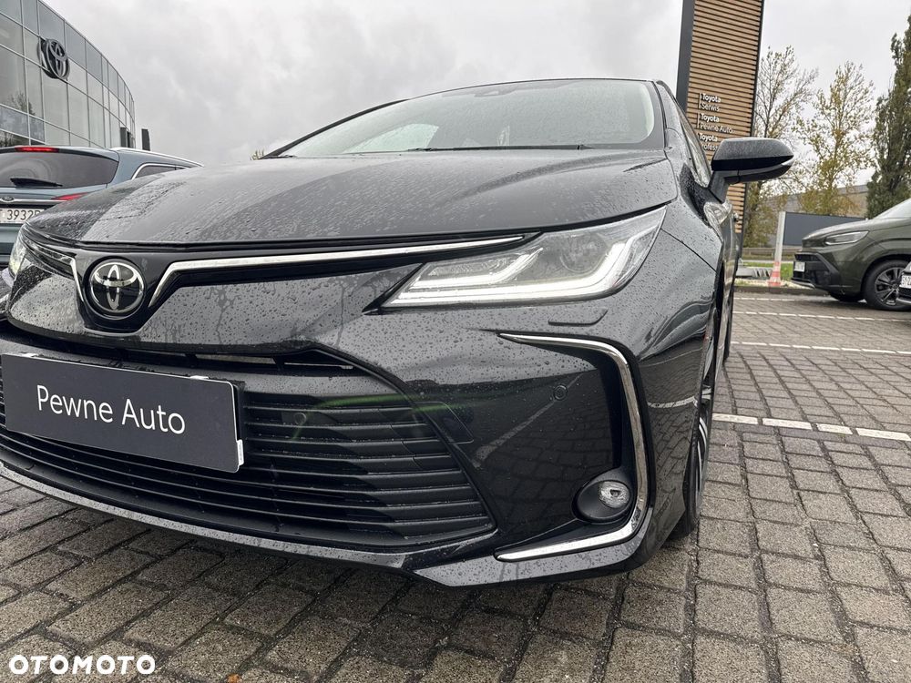 Toyota Corolla - 10