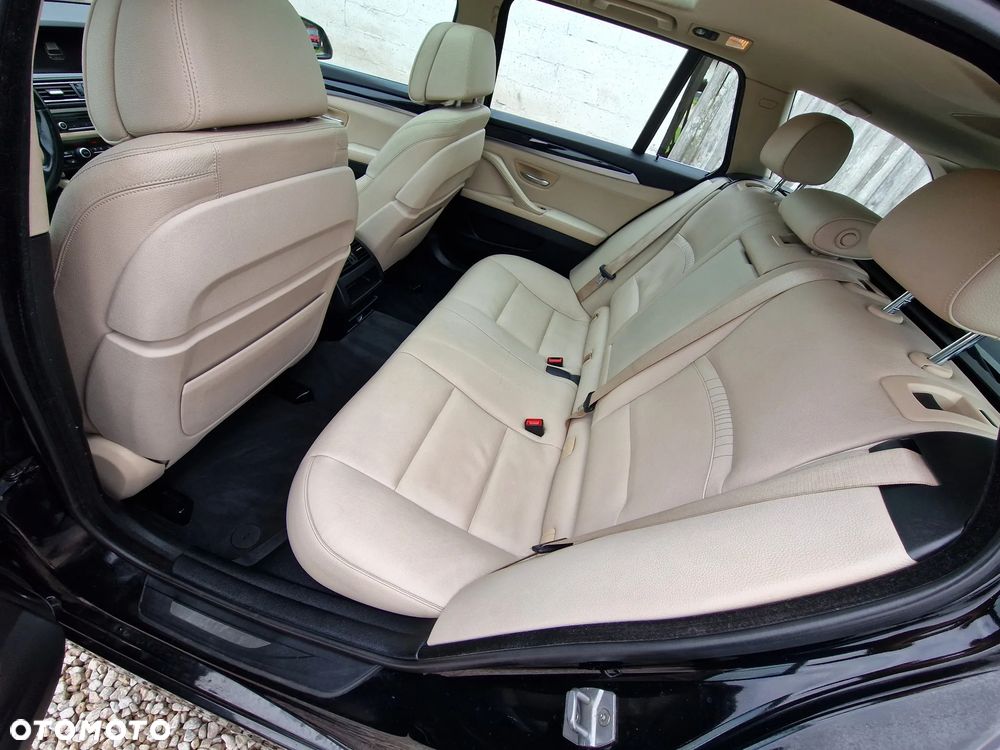 BMW Seria 5 520d xDrive - 19
