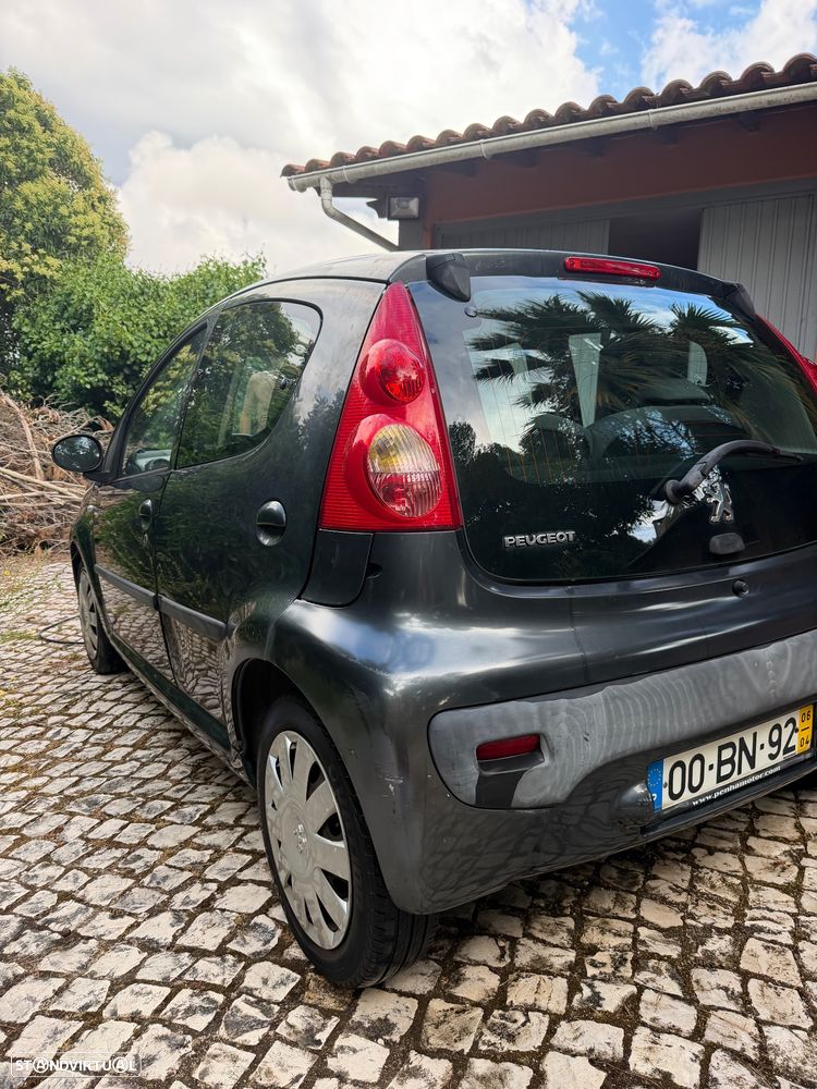 Peugeot 107 1.0 Trendy - 1