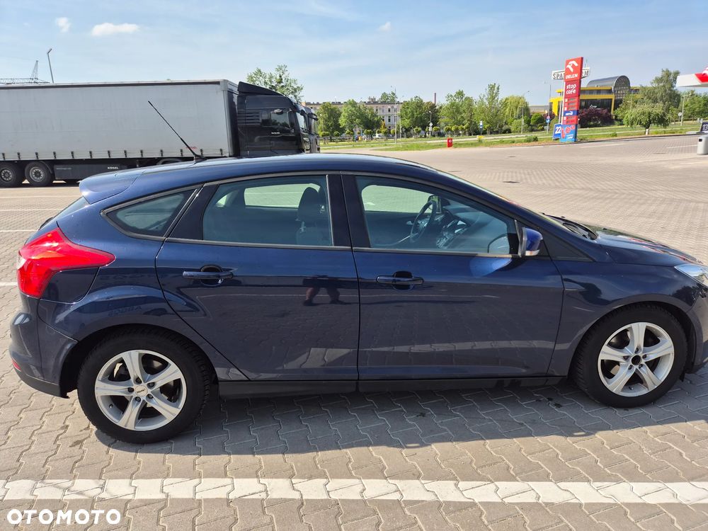 Ford Focus 1.6 TDCi DPF Titanium - 3