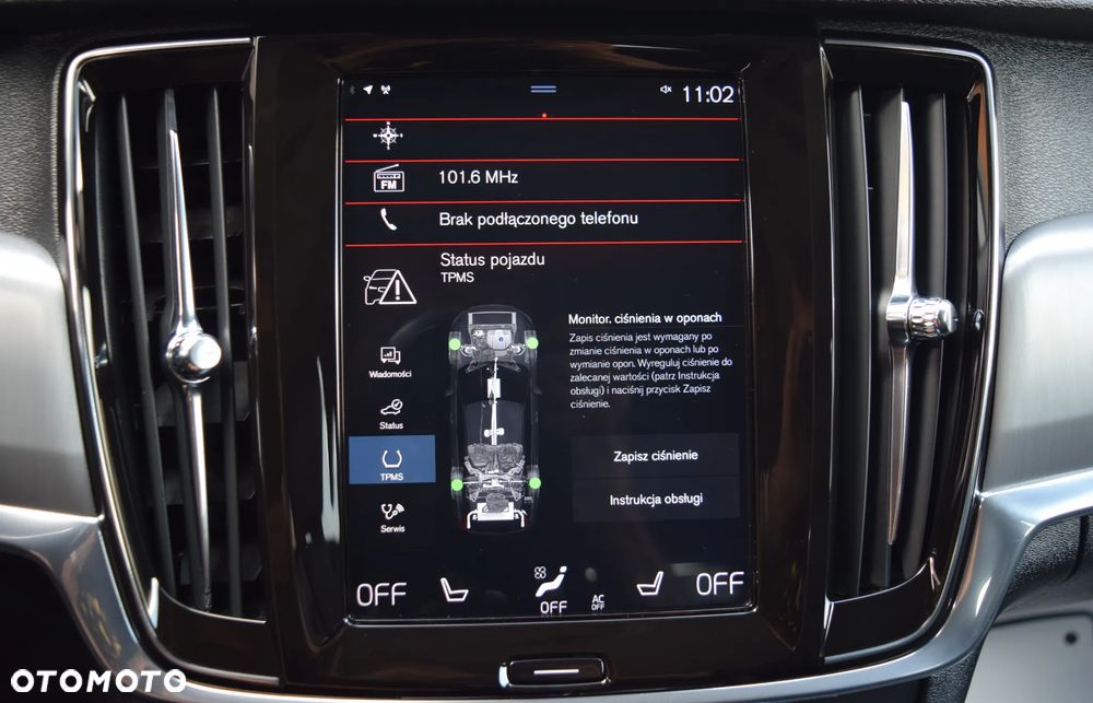 Volvo V90 D3 Momentum Pro - 29