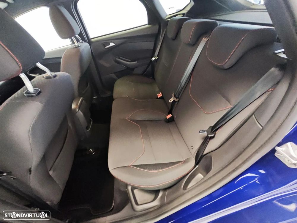 Ford Focus 1.0 EcoBoost ST-Line Aut. - 51