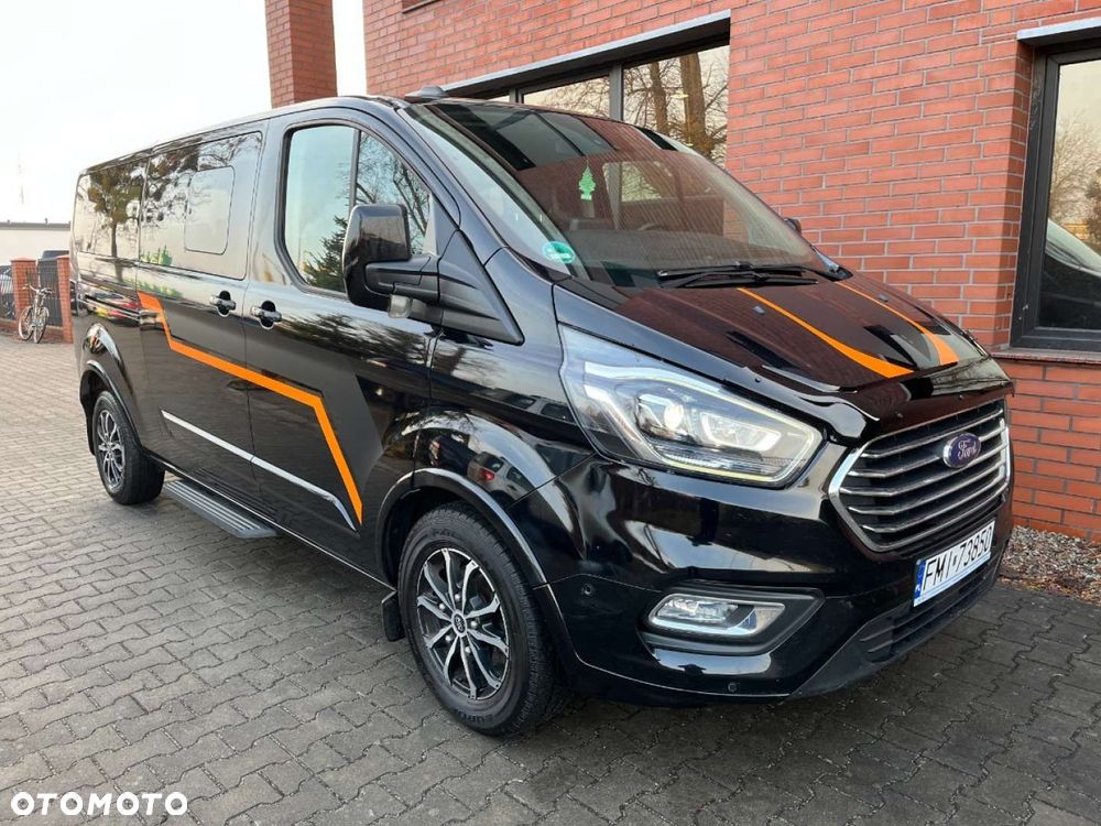 Ford Tourneo Custom - 2