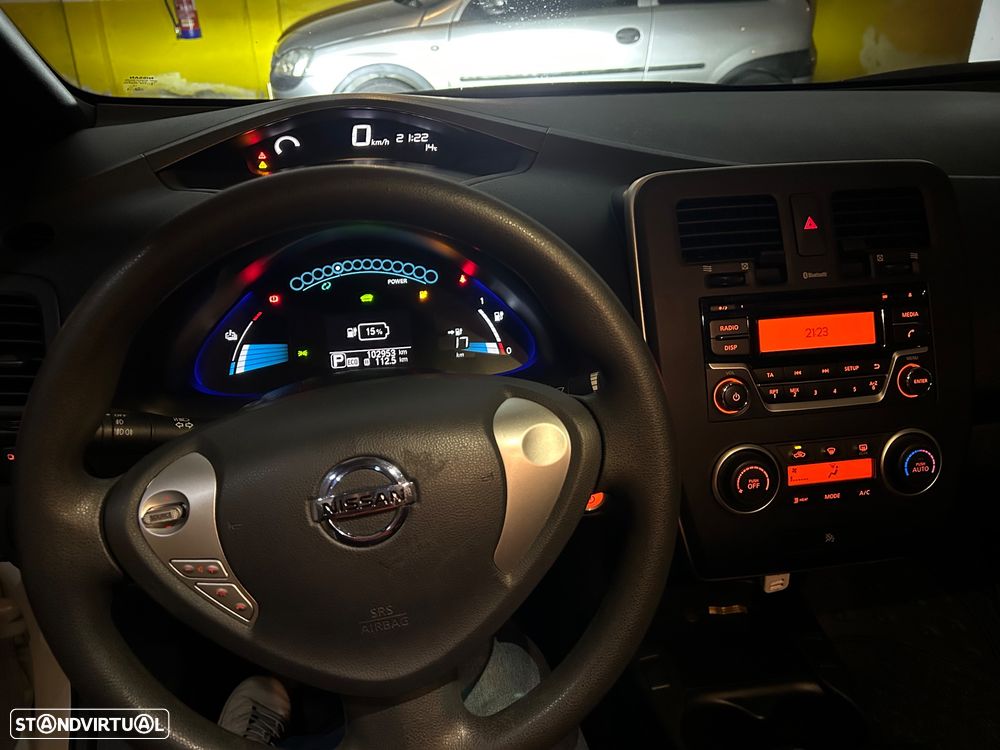Nissan Leaf 24 kWh (c/ Bateria) Visia - 9
